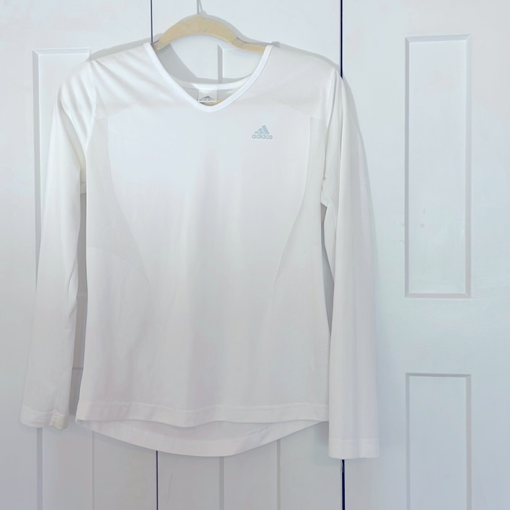 White long sleeve mesh work out top